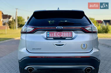 Внедорожник / Кроссовер Ford Edge 2017 в 
