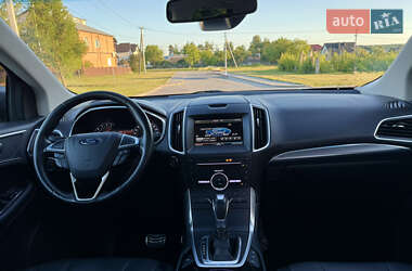 Внедорожник / Кроссовер Ford Edge 2017 в 