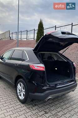 Внедорожник / Кроссовер Ford Edge 2019 в 