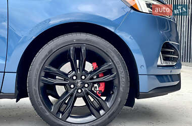 Внедорожник / Кроссовер Ford Edge 2019 в 