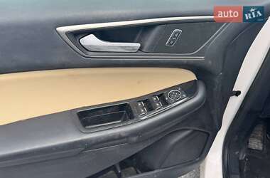 Внедорожник / Кроссовер Ford Edge 2015 в 