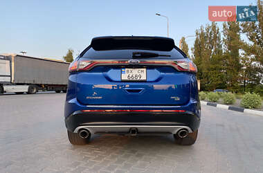 Внедорожник / Кроссовер Ford Edge 2018 в 