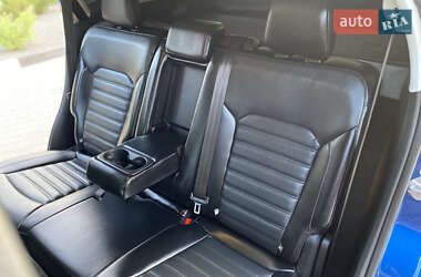 Внедорожник / Кроссовер Ford Edge 2018 в 