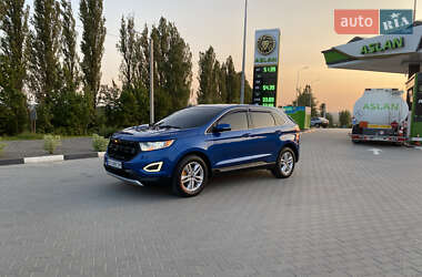 Внедорожник / Кроссовер Ford Edge 2018 в 