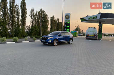 Внедорожник / Кроссовер Ford Edge 2018 в 