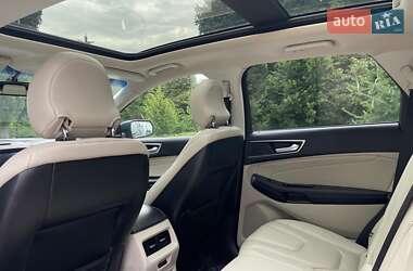 Внедорожник / Кроссовер Ford Edge 2017 в 