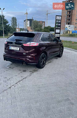 Внедорожник / Кроссовер Ford Edge 2019 в 