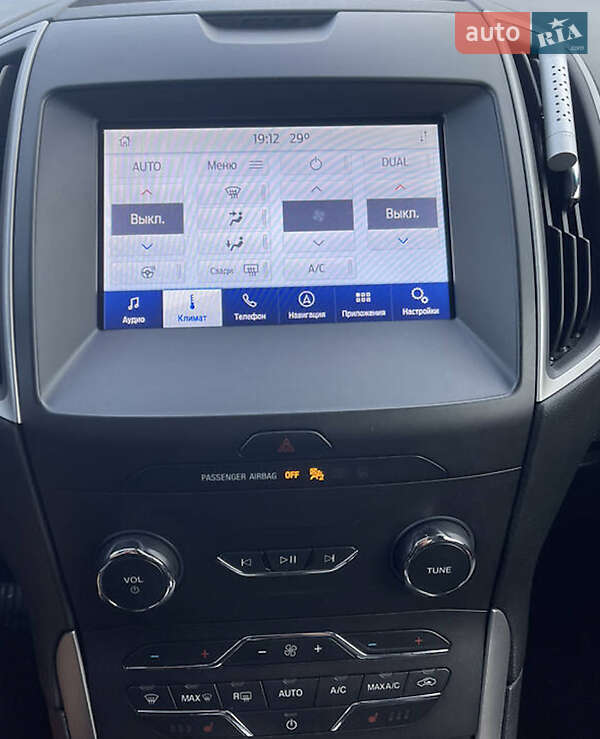 Внедорожник / Кроссовер Ford Edge 2019 в Тернополе