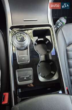 Внедорожник / Кроссовер Ford Edge 2020 в 