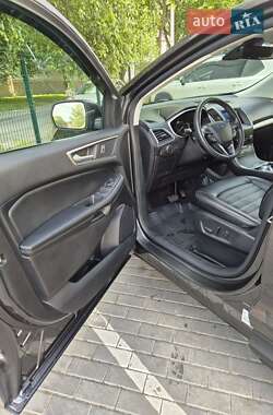 Внедорожник / Кроссовер Ford Edge 2020 в 
