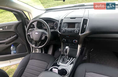 Внедорожник / Кроссовер Ford Edge 2015 в 