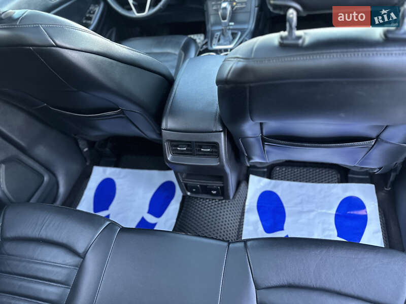 Внедорожник / Кроссовер Ford Edge 2016 в Львове