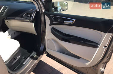 Внедорожник / Кроссовер Ford Edge 2019 в 