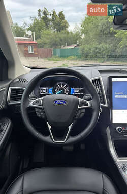 Внедорожник / Кроссовер Ford Edge 2022 в 