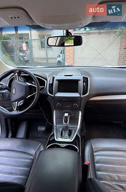 Внедорожник / Кроссовер Ford Edge 2017 в 