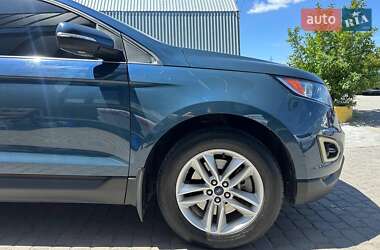Внедорожник / Кроссовер Ford Edge 2016 в 