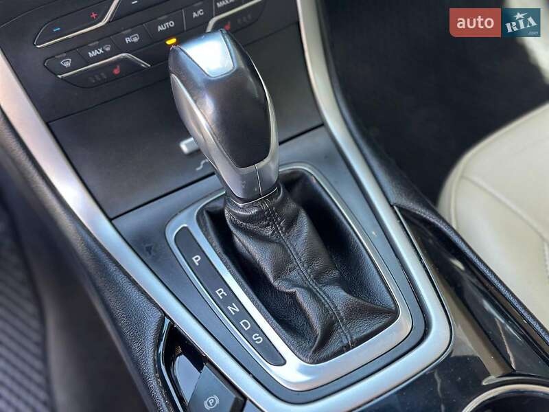 Позашляховик / Кросовер Ford Edge 2016 в Львові