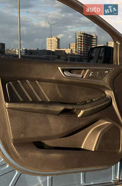 Внедорожник / Кроссовер Ford Edge 2019 в 