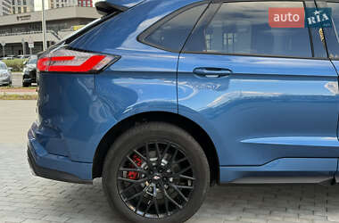 Внедорожник / Кроссовер Ford Edge 2019 в 