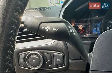 Внедорожник / Кроссовер Ford Edge 2015 в 