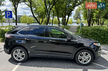 Внедорожник / Кроссовер Ford Edge 2018 в 