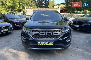 Внедорожник / Кроссовер Ford Edge 2017 в 