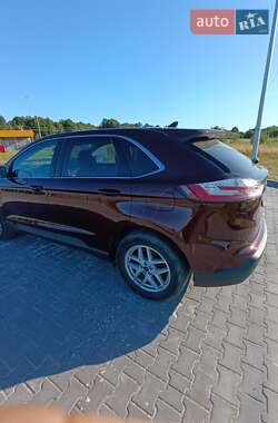 Внедорожник / Кроссовер Ford Edge 2021 в 