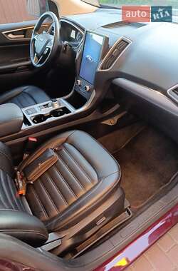 Внедорожник / Кроссовер Ford Edge 2021 в 