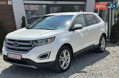 Позашляховик / Кросовер Ford Edge 2018 в 
