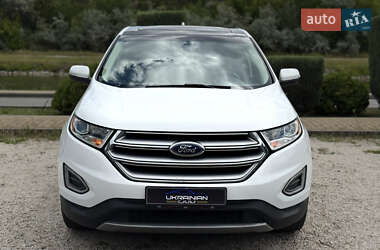 Внедорожник / Кроссовер Ford Edge 2017 в 