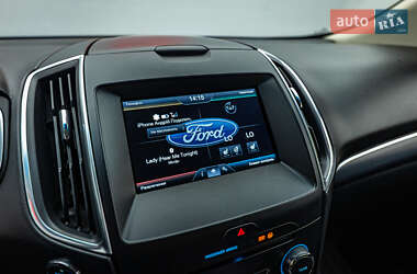 Внедорожник / Кроссовер Ford Edge 2016 в 