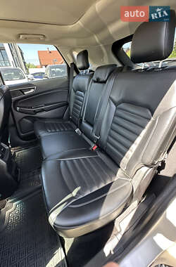 Внедорожник / Кроссовер Ford Edge 2016 в 