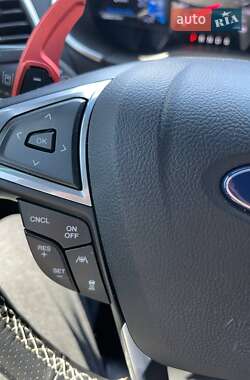 Позашляховик / Кросовер Ford Edge 2018 в Києві