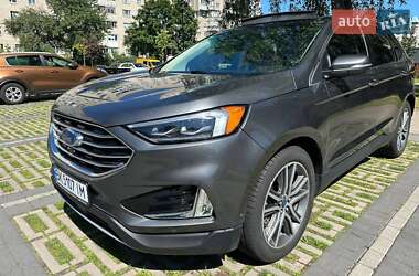 Внедорожник / Кроссовер Ford Edge 2019 в 