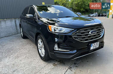 Внедорожник / Кроссовер Ford Edge 2019 в 