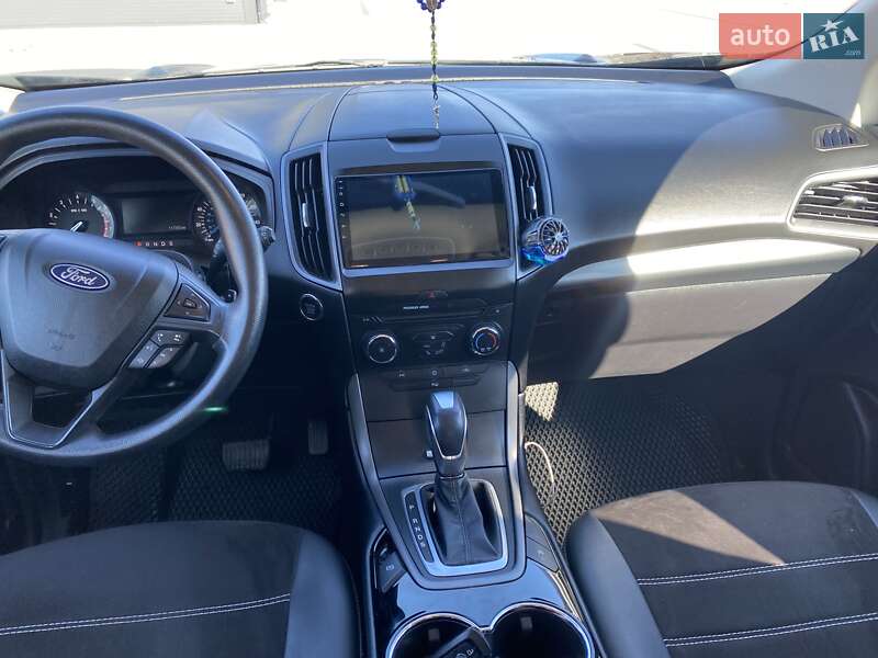 Внедорожник / Кроссовер Ford Edge 2018 в Городке