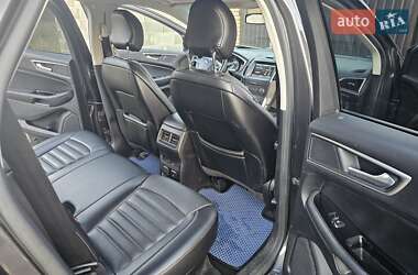 Позашляховик / Кросовер Ford Edge 2015 в 