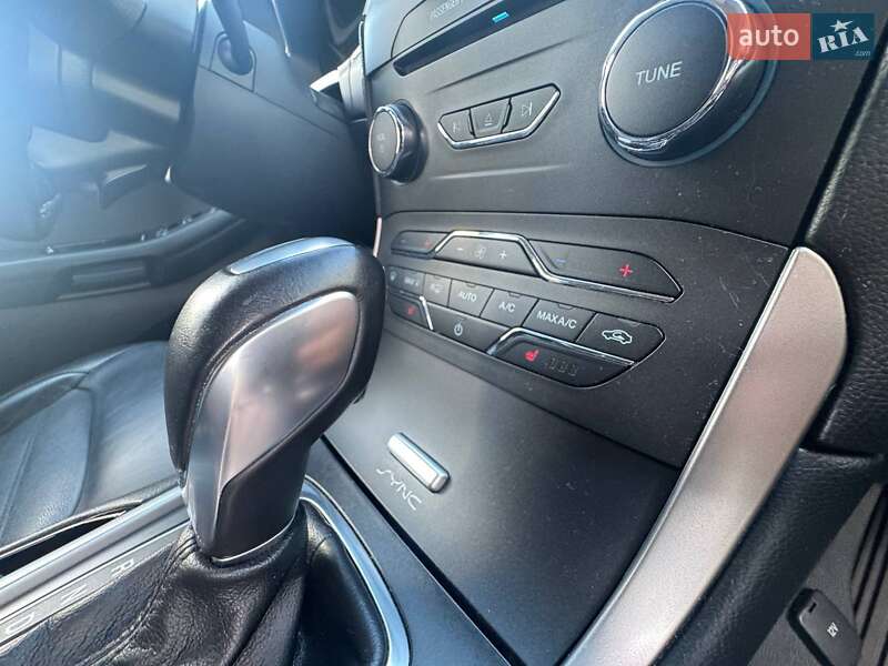 Позашляховик / Кросовер Ford Edge 2017 в Києві