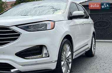 Внедорожник / Кроссовер Ford Edge 2020 в 