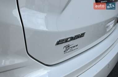 Внедорожник / Кроссовер Ford Edge 2020 в 