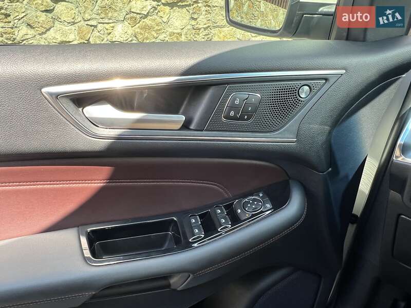 Позашляховик / Кросовер Ford Edge 2020 в Рівному