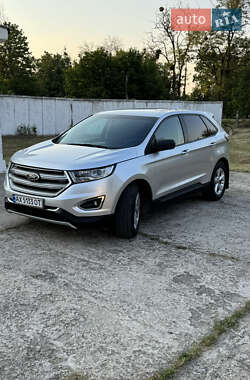 Внедорожник / Кроссовер Ford Edge 2016 в 