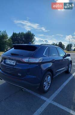 Позашляховик / Кросовер Ford Edge 2016 в 