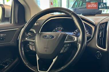 Позашляховик / Кросовер Ford Edge 2018 в 