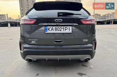 Внедорожник / Кроссовер Ford Edge 2019 в 