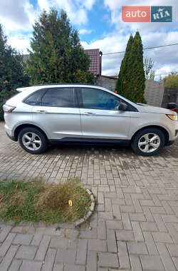 Внедорожник / Кроссовер Ford Edge 2015 в 