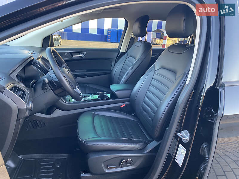 Позашляховик / Кросовер Ford Edge 2016 в Дубні
