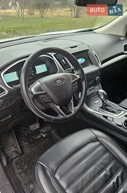 Внедорожник / Кроссовер Ford Edge 2018 в 