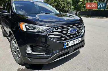 Внедорожник / Кроссовер Ford Edge 2019 в 