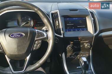 Внедорожник / Кроссовер Ford Edge 2018 в 